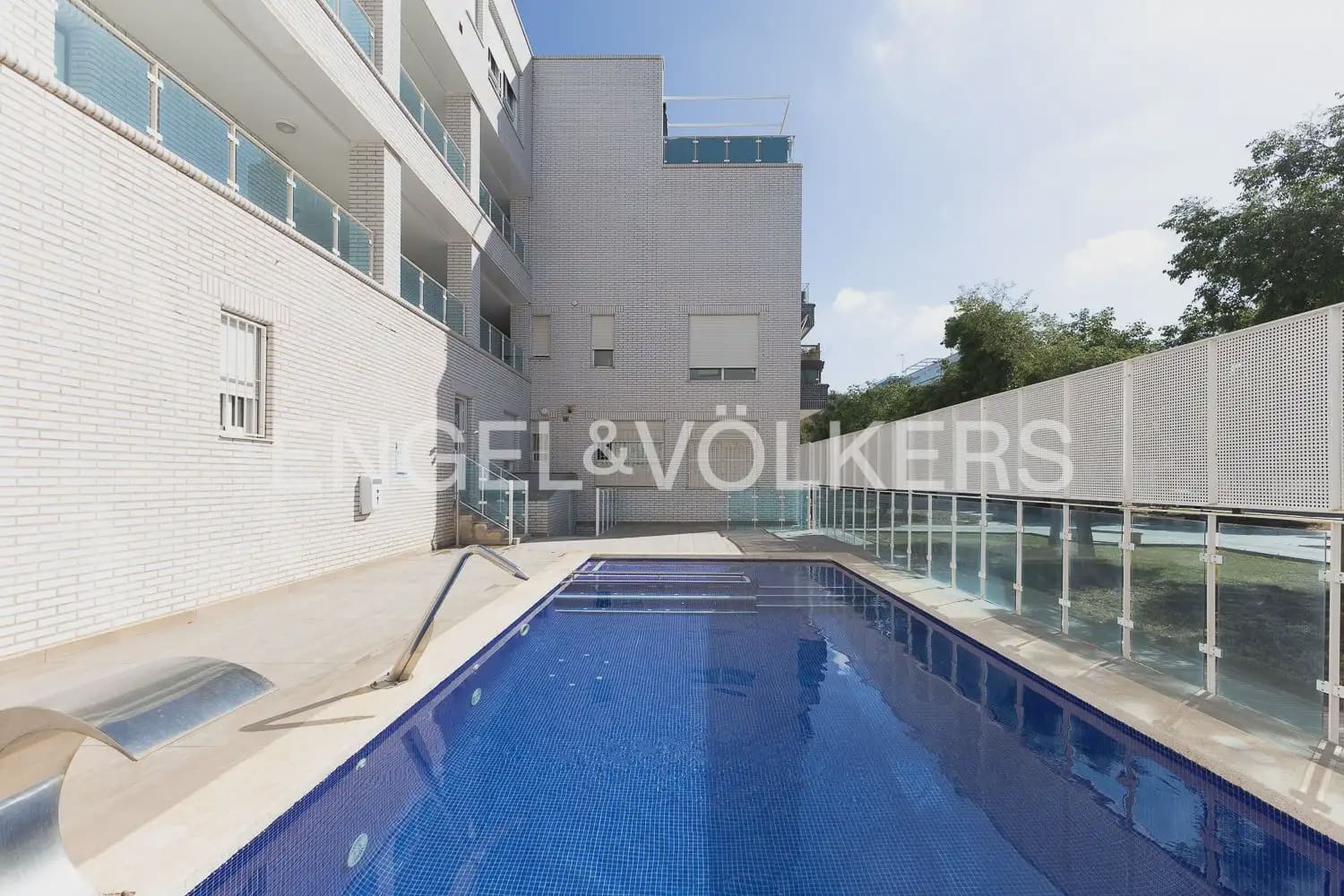 Ático de 3 habitaciones en Rafelbunyol en alquiler con piscina garaje - 1.150 € (Ref: 9902395)