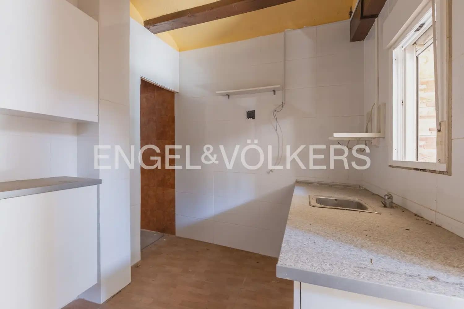 Casa de 8 habitaciones en Meliana en venta con garaje - 269.000 € (Ref: 9902396)