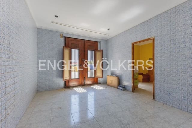 Casa de 8 habitaciones en Meliana en venta con garaje - 269.000 € (Ref: 9902396)