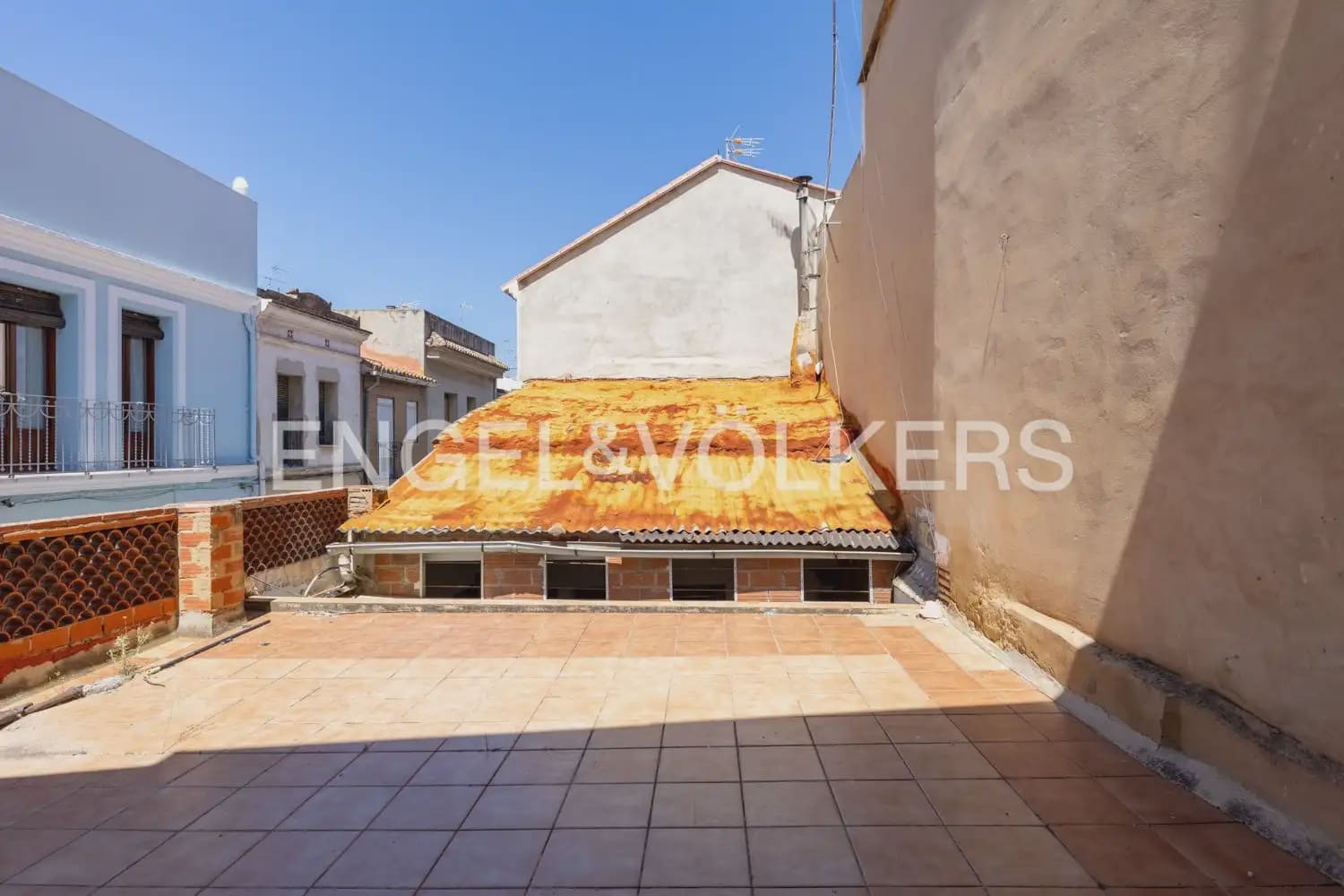 Casa de 8 habitaciones en Meliana en venta con garaje - 269.000 € (Ref: 9902396)