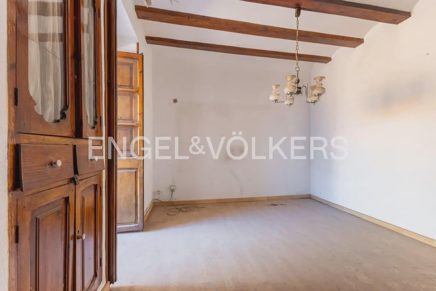 Casa de 8 habitaciones en Meliana en venta con garaje - 269.000 € (Ref: 9902396)