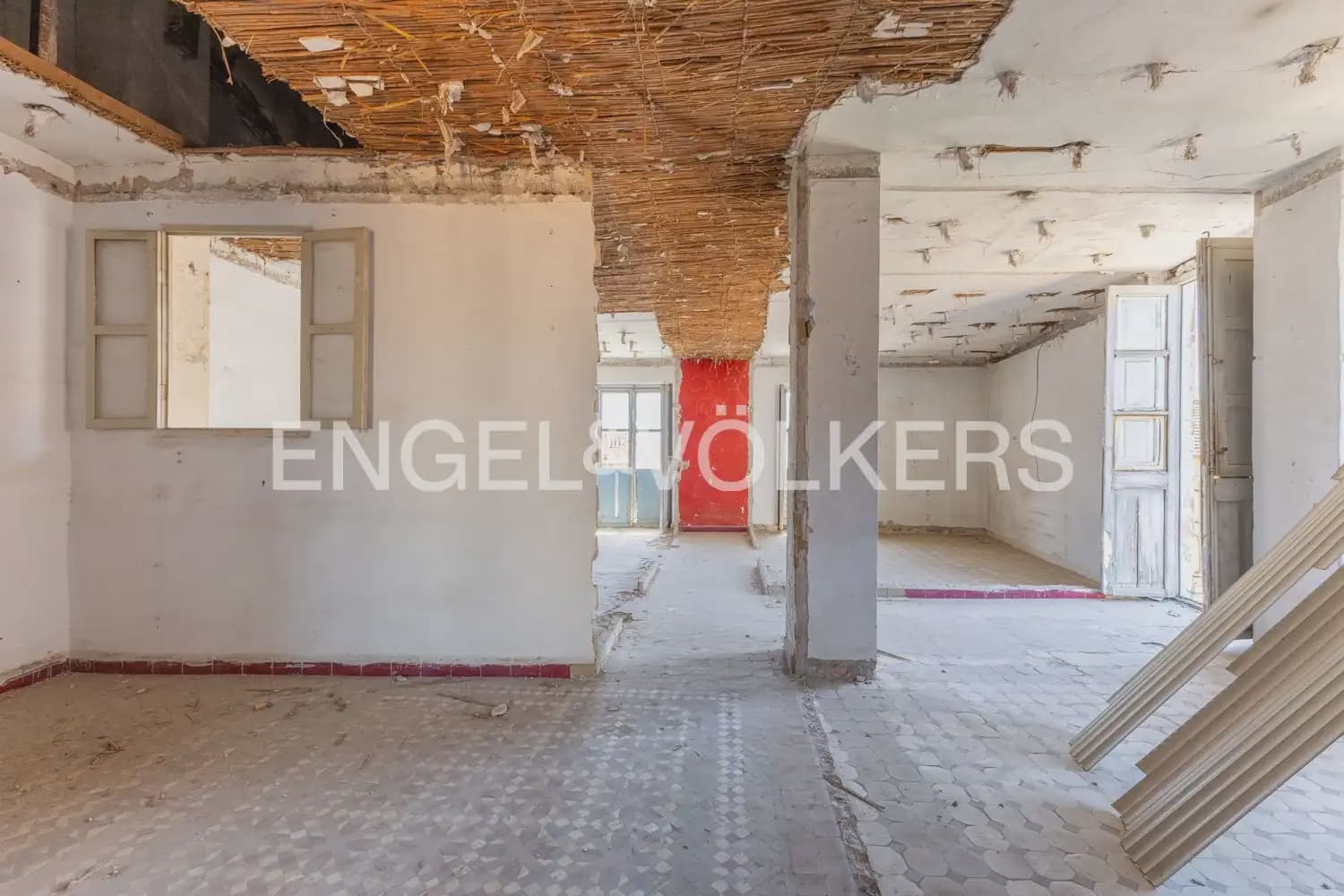 Casa de 8 habitaciones en Meliana en venta con garaje - 269.000 € (Ref: 9902396)