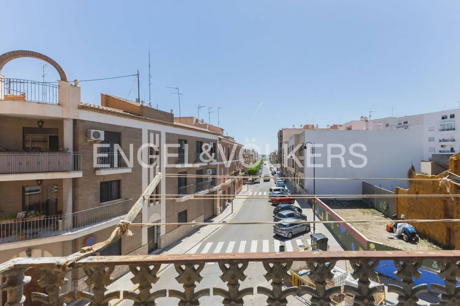 Casa de 8 habitaciones en Meliana en venta con garaje - 269.000 € (Ref: 9902396)