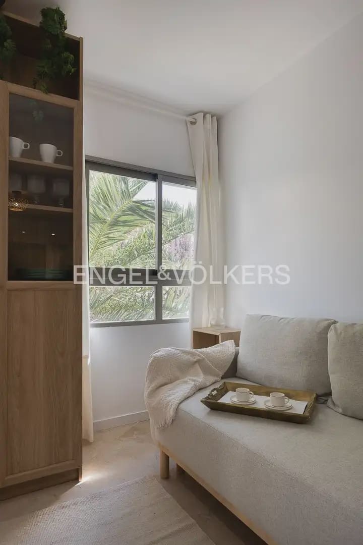 1 slaapkamer Flat te huur in Valencia stad met garage - € 1.500 (Ref: 9902585)