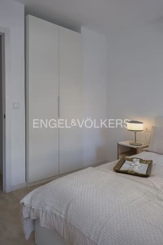 1 slaapkamer Flat te huur in Arrancapins, Valencia stad met garage - € 1.500 (Ref: 9902585)