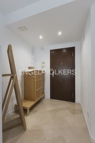 1 slaapkamer Flat te huur in Arrancapins, Valencia stad met garage - € 1.500 (Ref: 9902585)