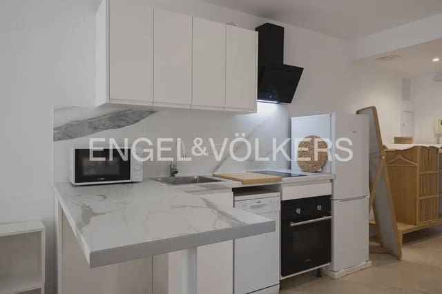 1 slaapkamer Flat te huur in Arrancapins, Valencia stad met garage - € 1.500 (Ref: 9902585)