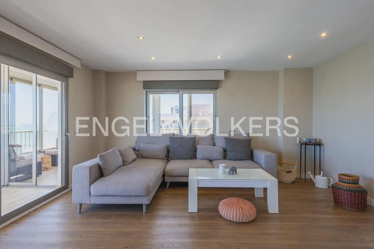 3 soveværelse Lejlighed til leje i Cullera med swimmingpool garage - € 2.300 (Ref: 9904986)