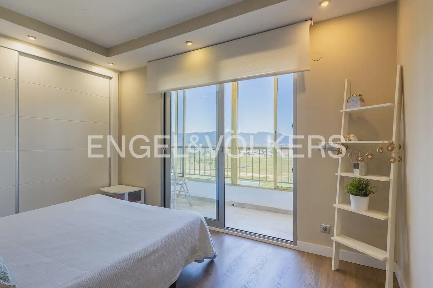3 soveværelse Lejlighed til leje i Cullera med swimmingpool garage - € 2.300 (Ref: 9904986)