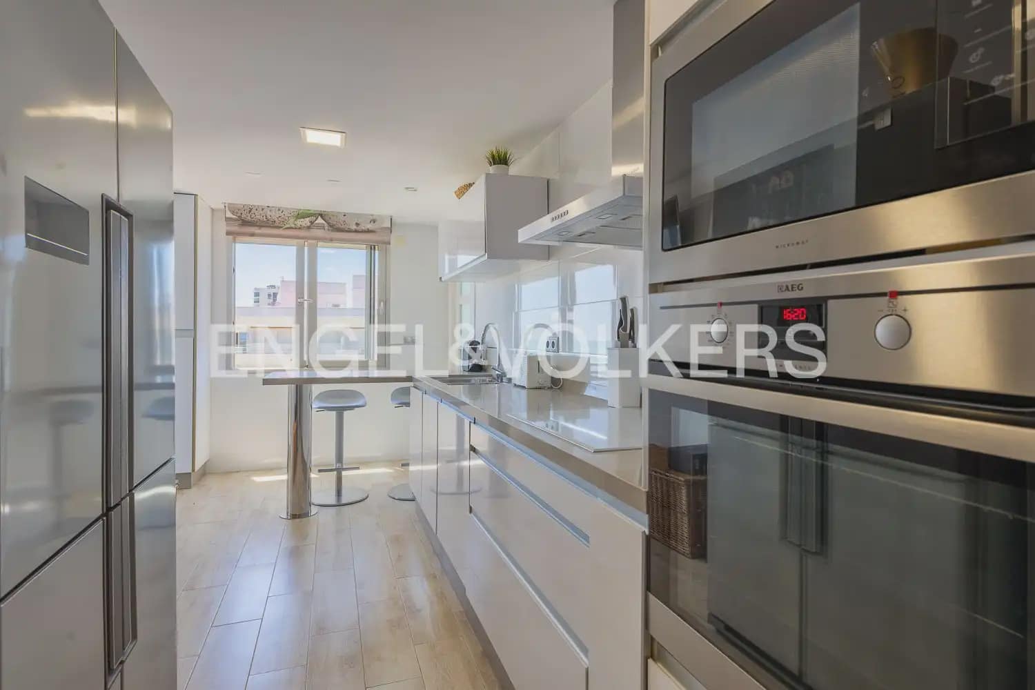 3 soveværelse Lejlighed til leje i Cullera med swimmingpool garage - € 2.300 (Ref: 9904986)