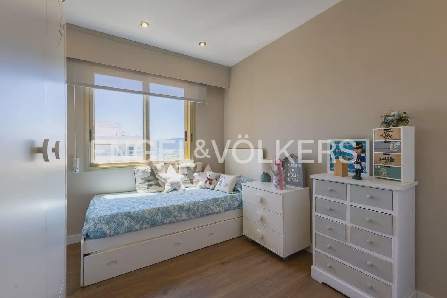 3 soveværelse Lejlighed til leje i Cullera med swimmingpool garage - € 2.300 (Ref: 9904986)