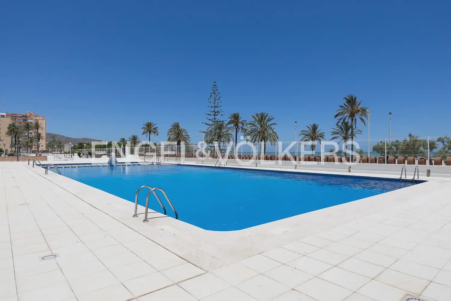 3 soveværelse Lejlighed til leje i Cullera med swimmingpool garage - € 2.300 (Ref: 9904986)