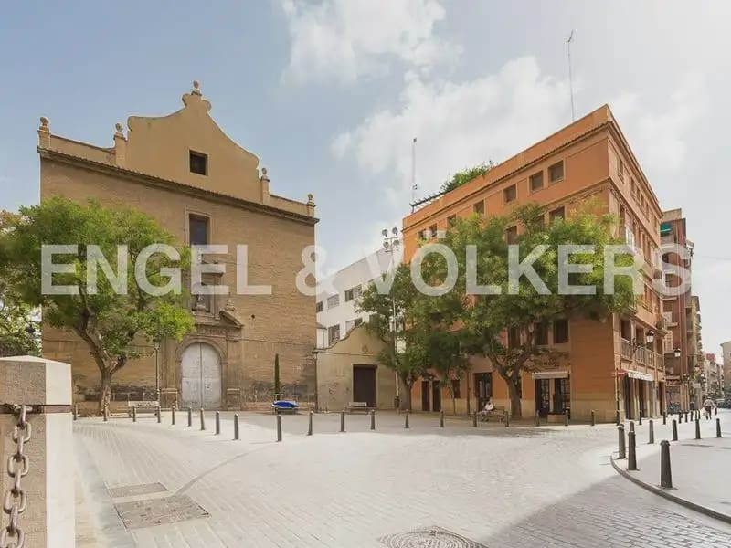 2 soveværelse Lejlighed til leje i Valencia by - € 1.600 (Ref: 9904987)
