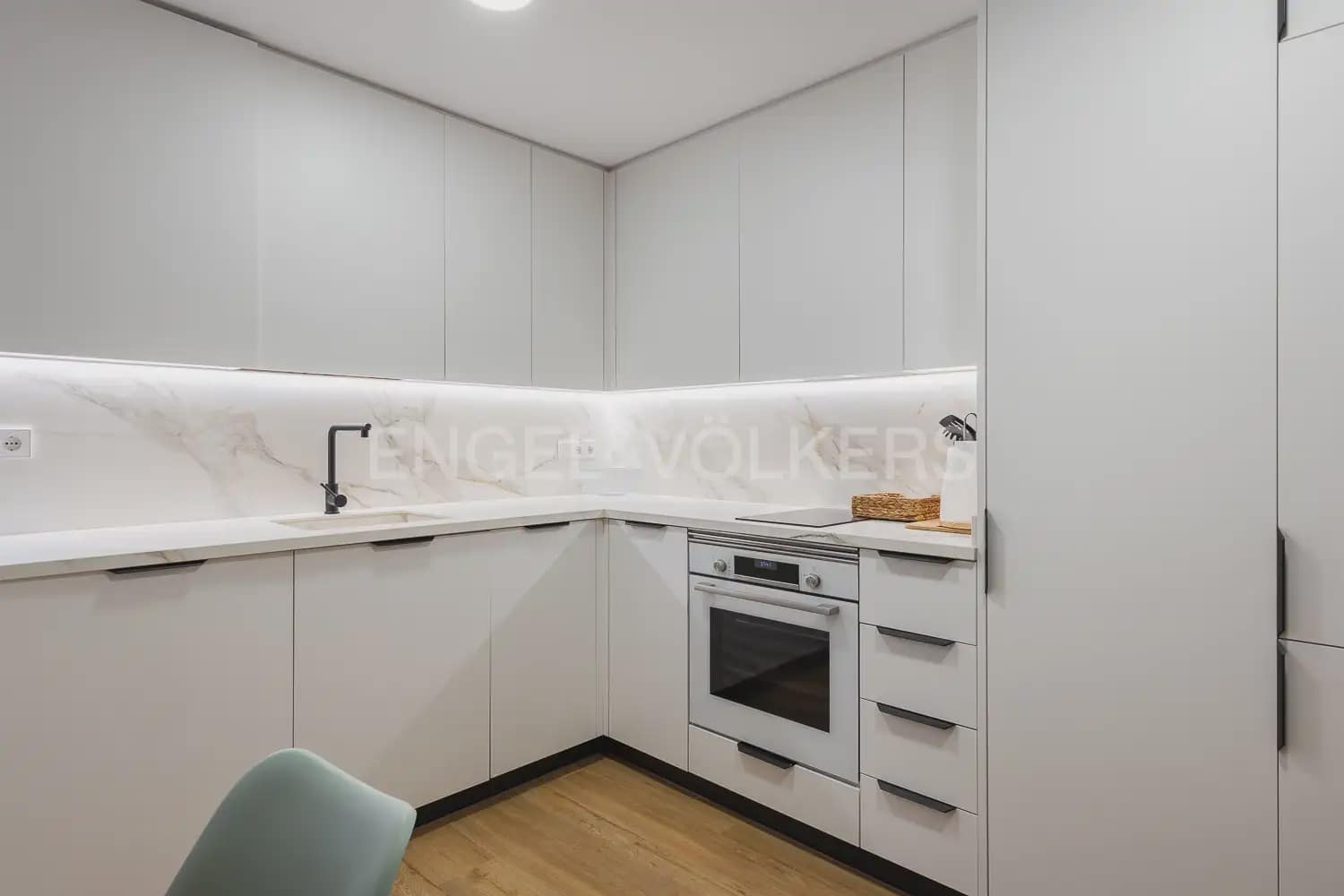 2 soveværelse Lejlighed til leje i Valencia by - € 1.600 (Ref: 9904987)