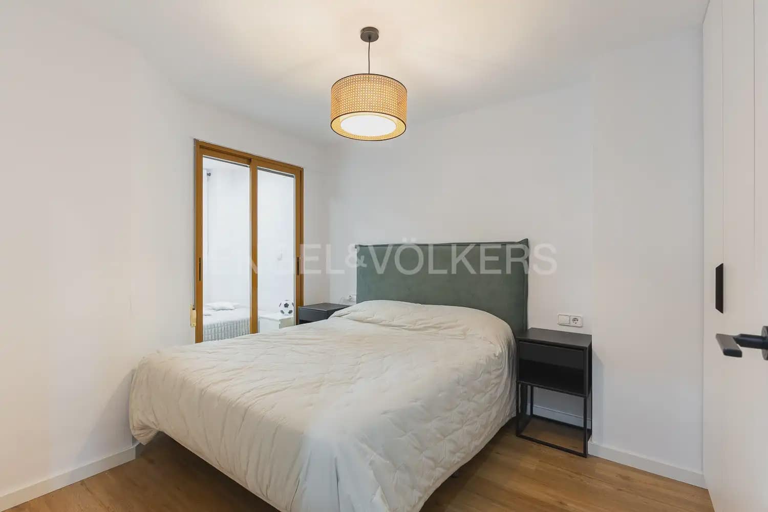 2 soveværelse Lejlighed til leje i Valencia by - € 1.600 (Ref: 9904987)