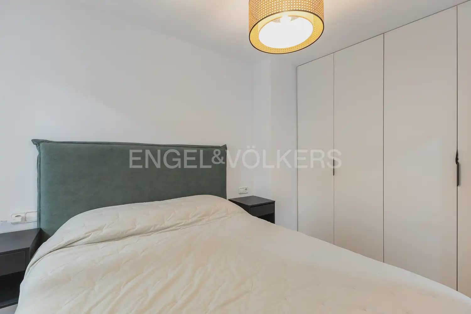 2 soveværelse Lejlighed til leje i Valencia by - € 1.600 (Ref: 9904987)
