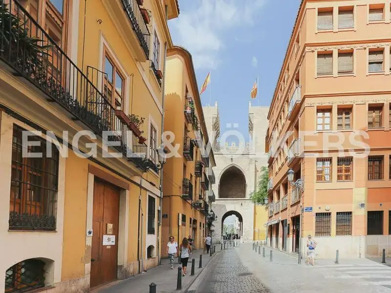 2 soveværelse Lejlighed til leje i Valencia by - € 1.600 (Ref: 9904987)