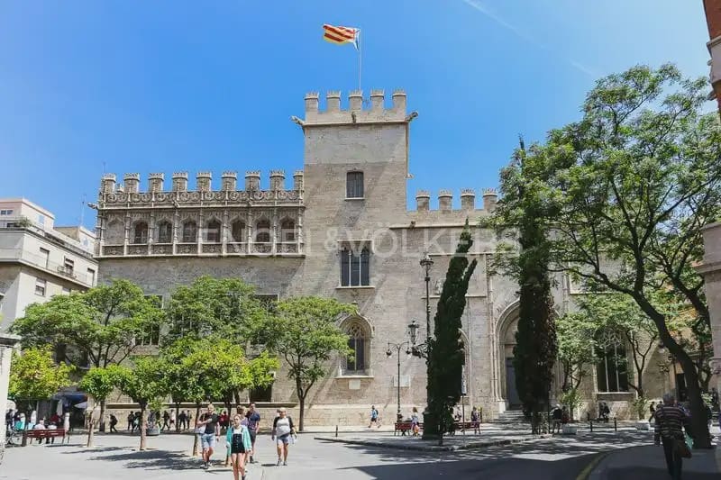 2 soveværelse Lejlighed til leje i Valencia by - € 1.600 (Ref: 9904987)