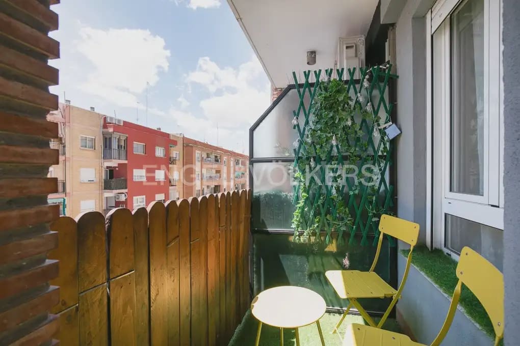 4 soveværelse Lejlighed til leje i Valencia by - € 1.500 (Ref: 9905136)