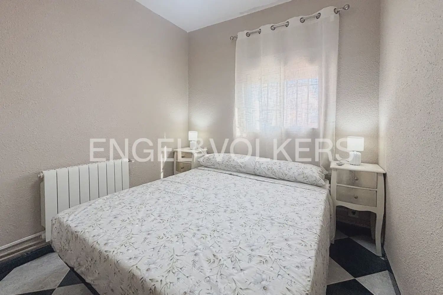 3 bedroom Villa for rent in Betera with pool garage - € 3,000 (Ref: 9905139)