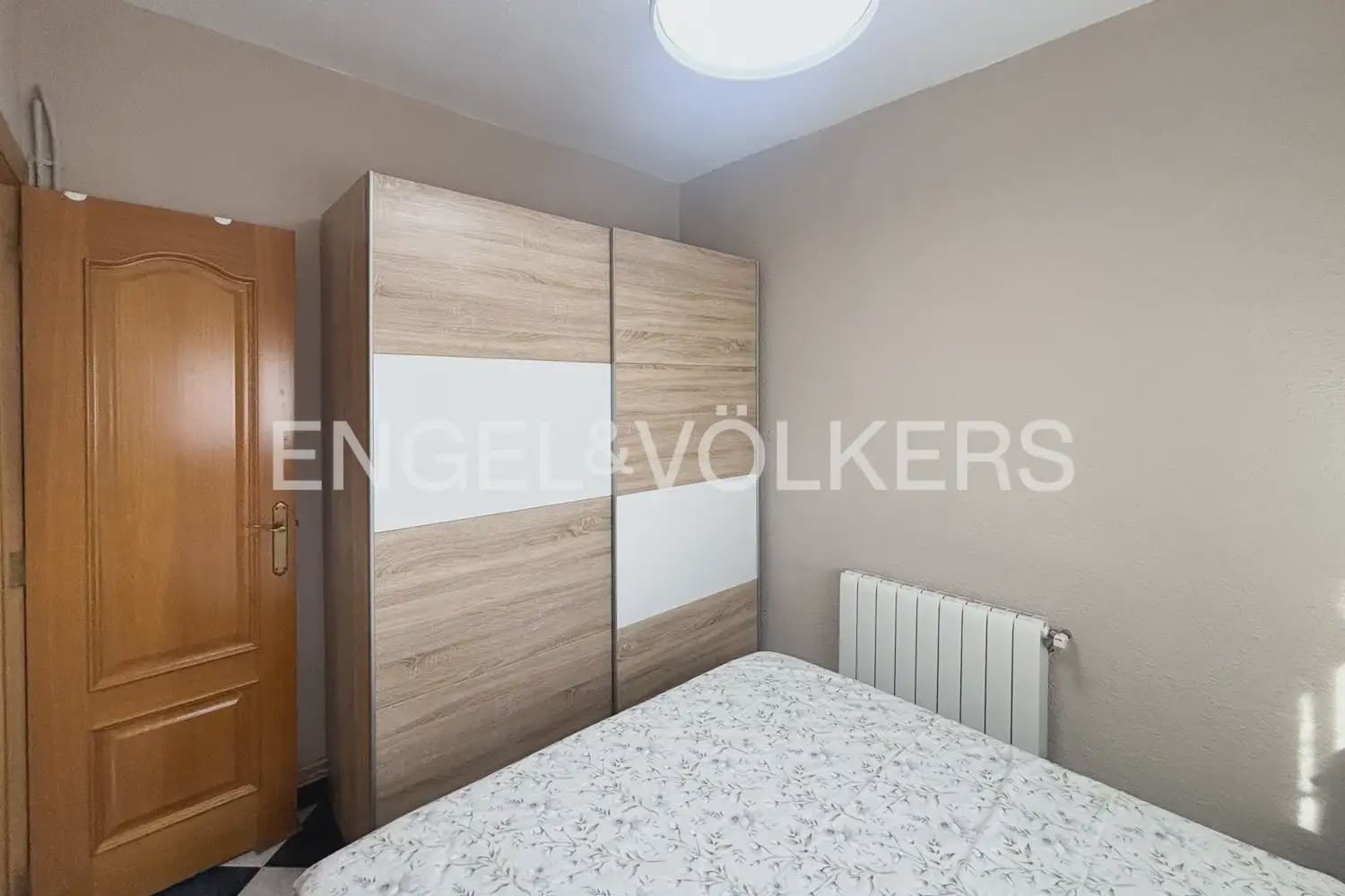 3 bedroom Villa for rent in Betera with pool garage - € 3,000 (Ref: 9905139)