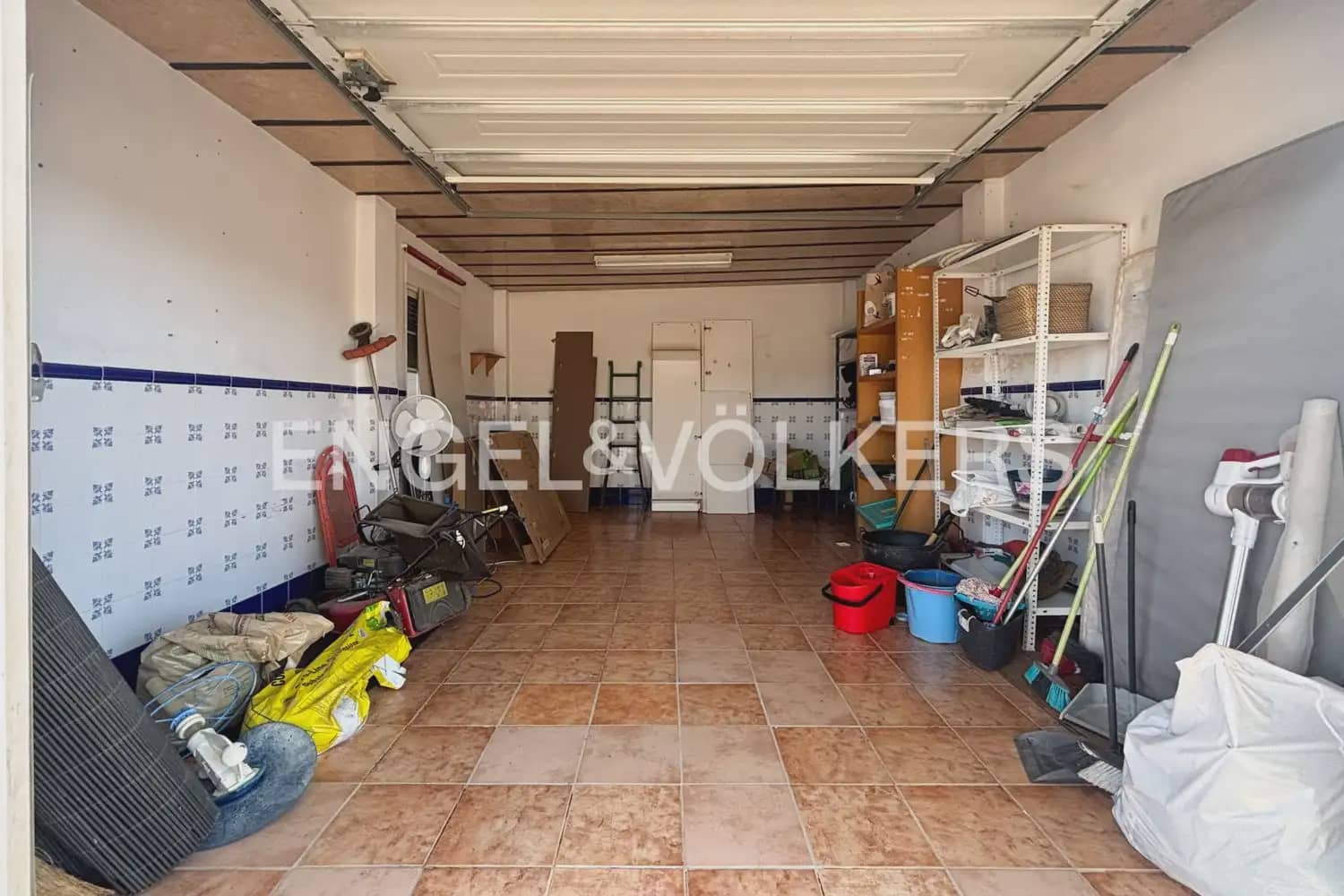 3 bedroom Villa for rent in Betera with pool garage - € 3,000 (Ref: 9905139)