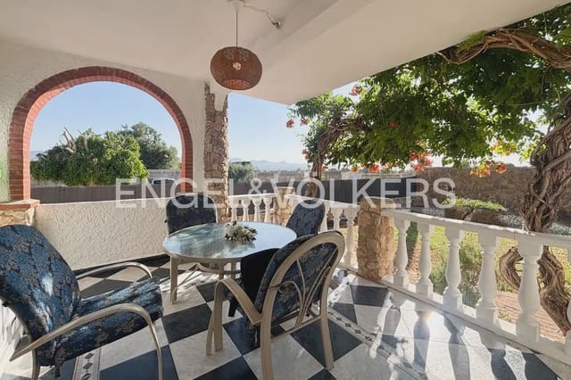 3 Zimmer Villa zu vermieten in Bétera mit Pool Garage - 3.000 € (Ref: 9905139)