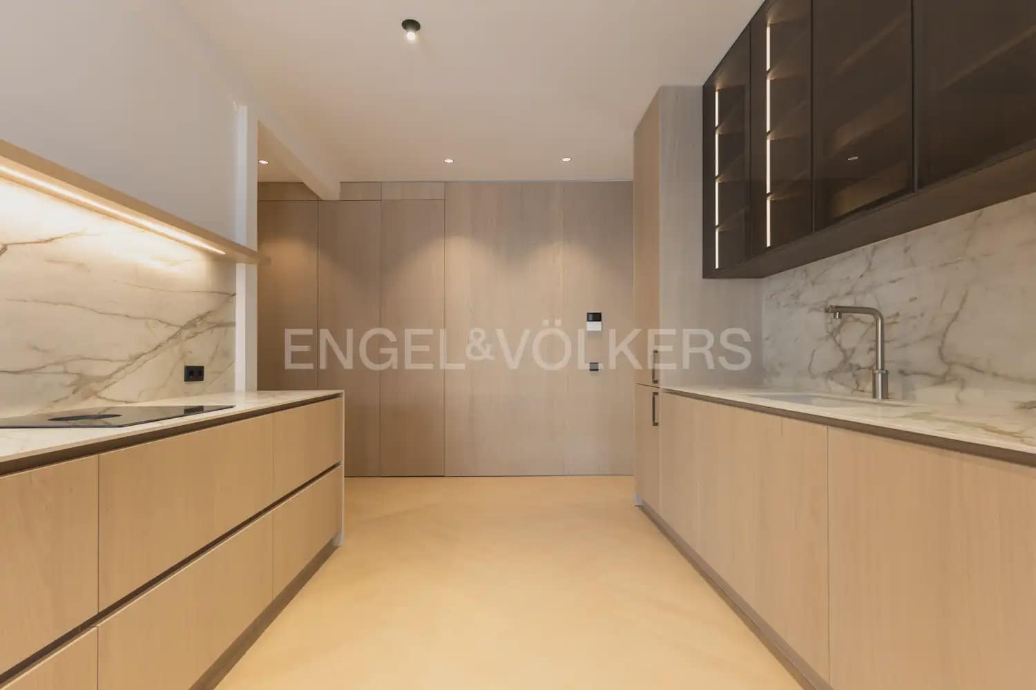 2 chambre Appartement à vendre à Valence ville - 980 000 € (Ref: 9906659)