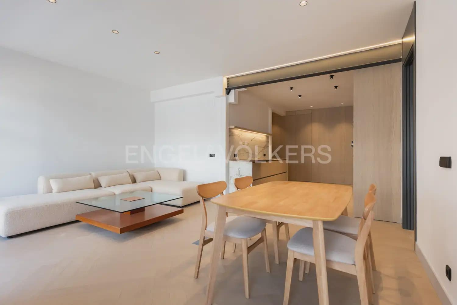 2 chambre Appartement à vendre à Valence ville - 980 000 € (Ref: 9906659)