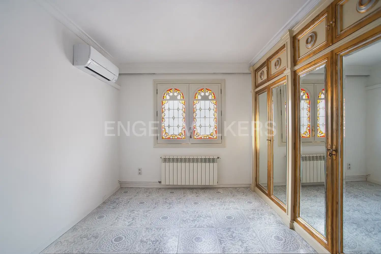 3 quarto Penthouse para arrendar em Castello de la Plana - 1 100 € (Ref: 9906660)