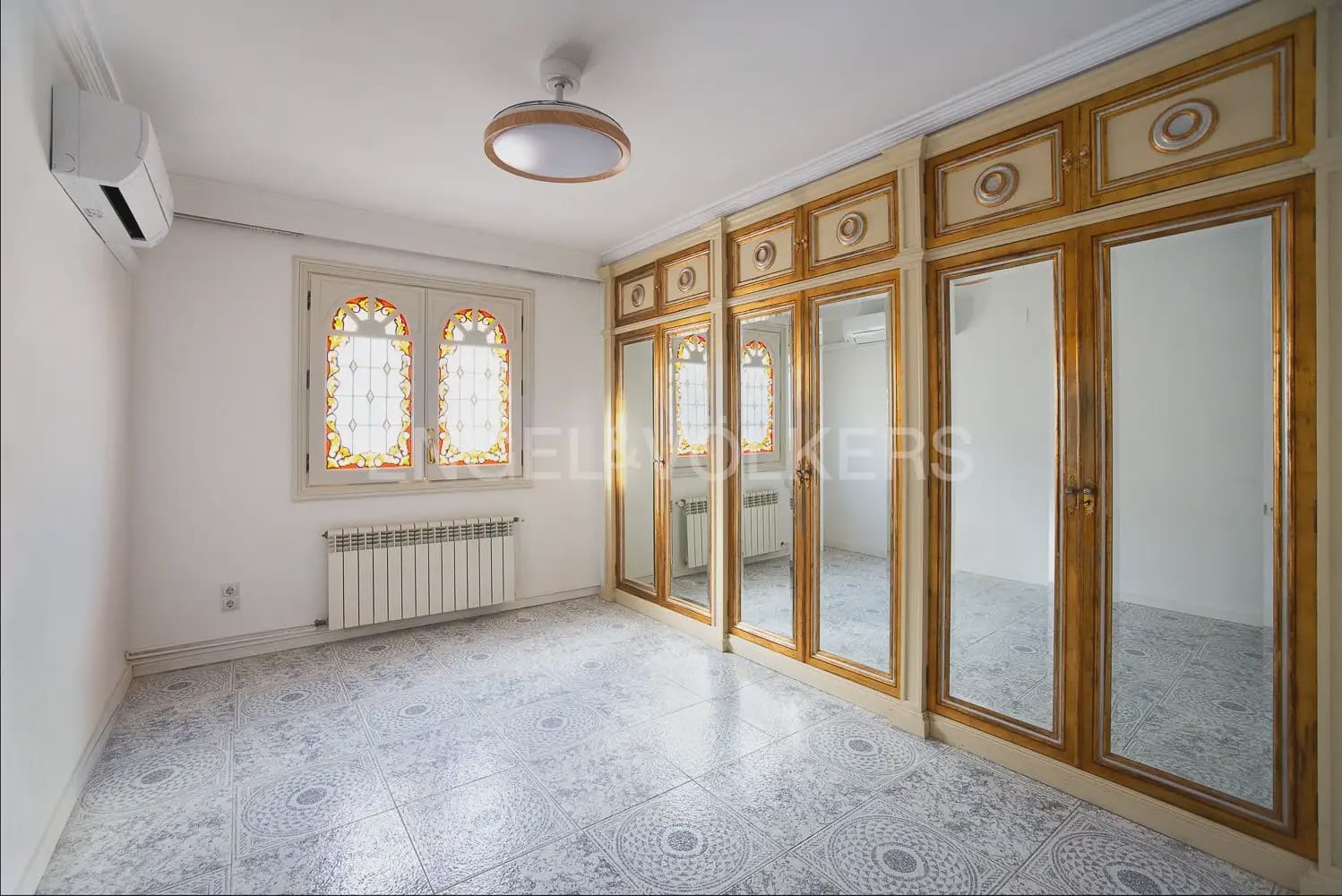 3 quarto Penthouse para arrendar em Castello de la Plana - 1 100 € (Ref: 9906660)