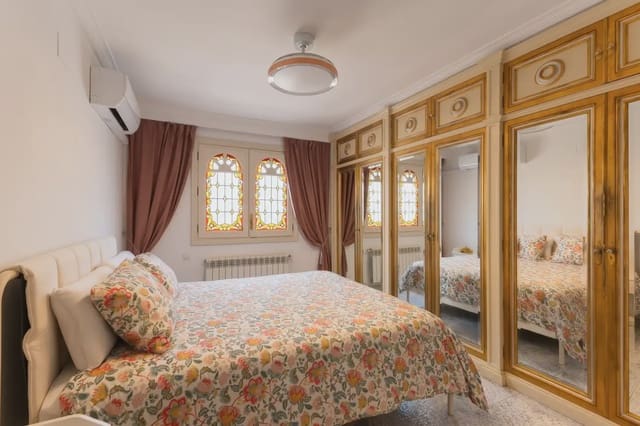 3 makuuhuone Kattohuoneisto vuokrattavana paikassa Este, Castelló de la Plana - 1 300 € (Ref: 9906660)