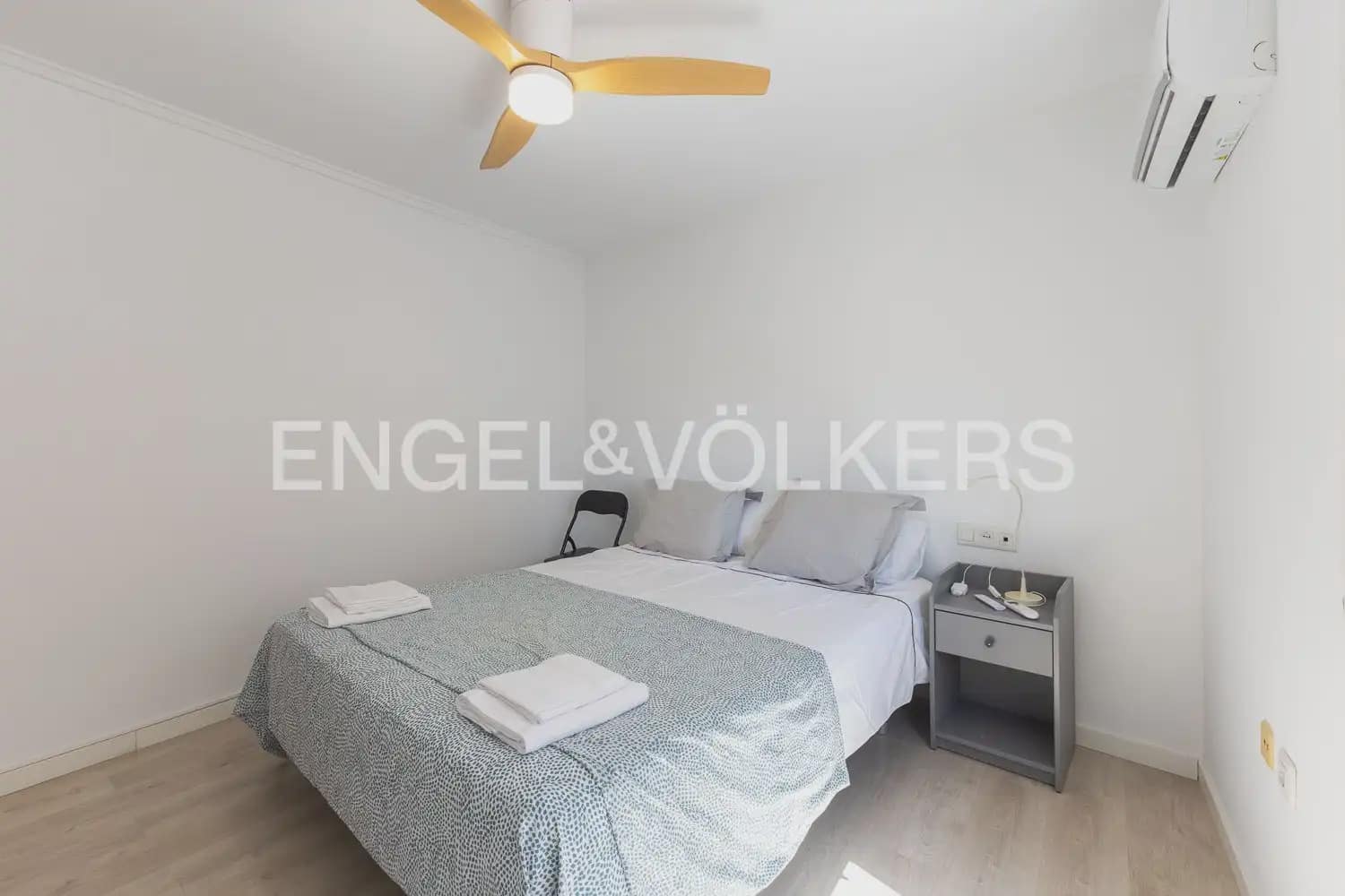 2 bedroom Flat for rent in Valencia city - € 2,500 (Ref: 9908871)