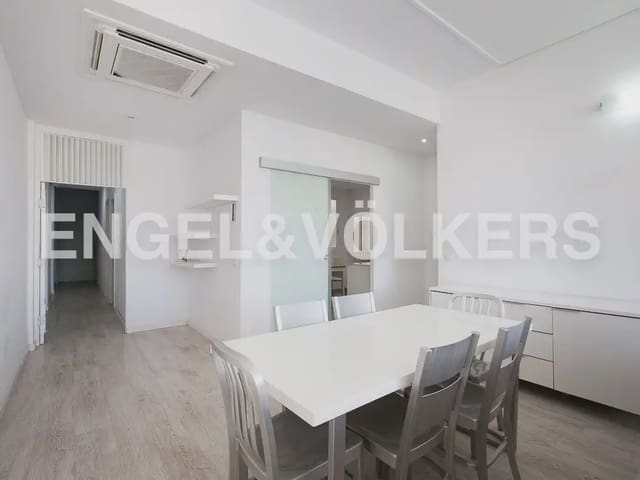 Piso de 5 habitaciones en Arrancapins, València ciudad en alquiler - 2.500 € (Ref: 9908872)