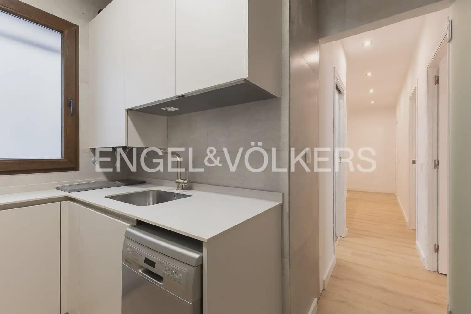 2 sypialnia Mieszkanie do wynajęcia w Miasto Walencja - 1 800 € (Ref: 9908873)