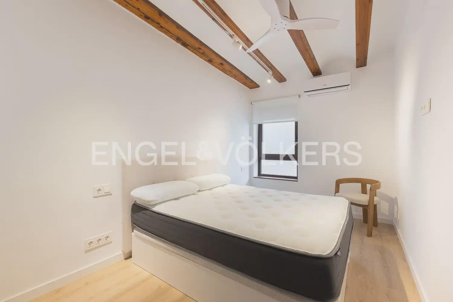 2 sypialnia Mieszkanie do wynajęcia w Miasto Walencja - 1 800 € (Ref: 9908873)