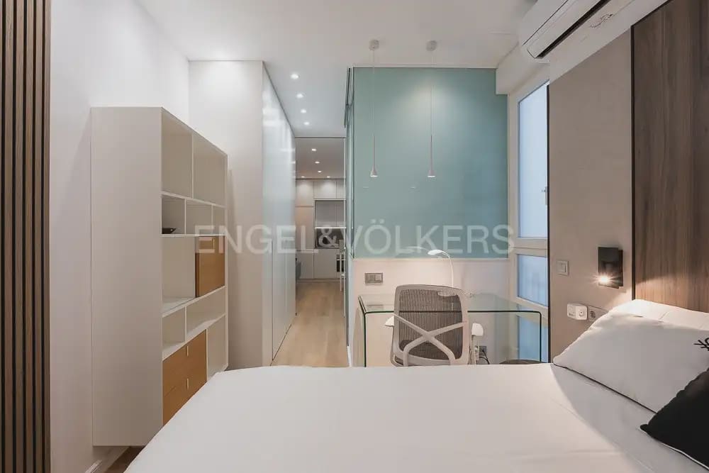1 bedroom Studio for rent in Valencia city - € 1,800 (Ref: 9908874)