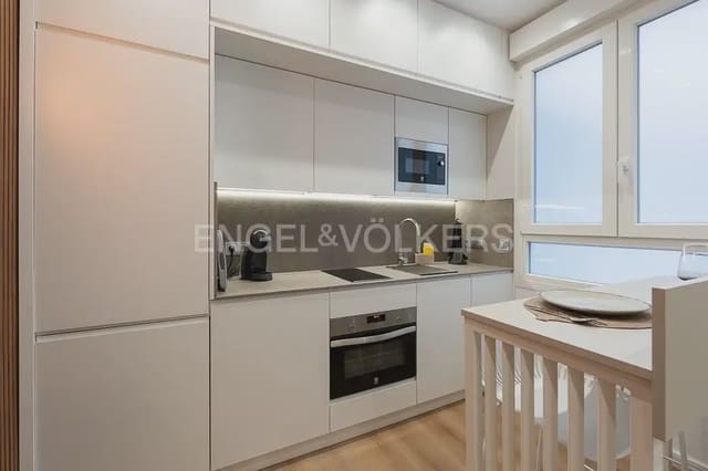 1 bedroom Studio for rent in Sant Francesc, Valencia city - € 1,800 (Ref: 9908874)