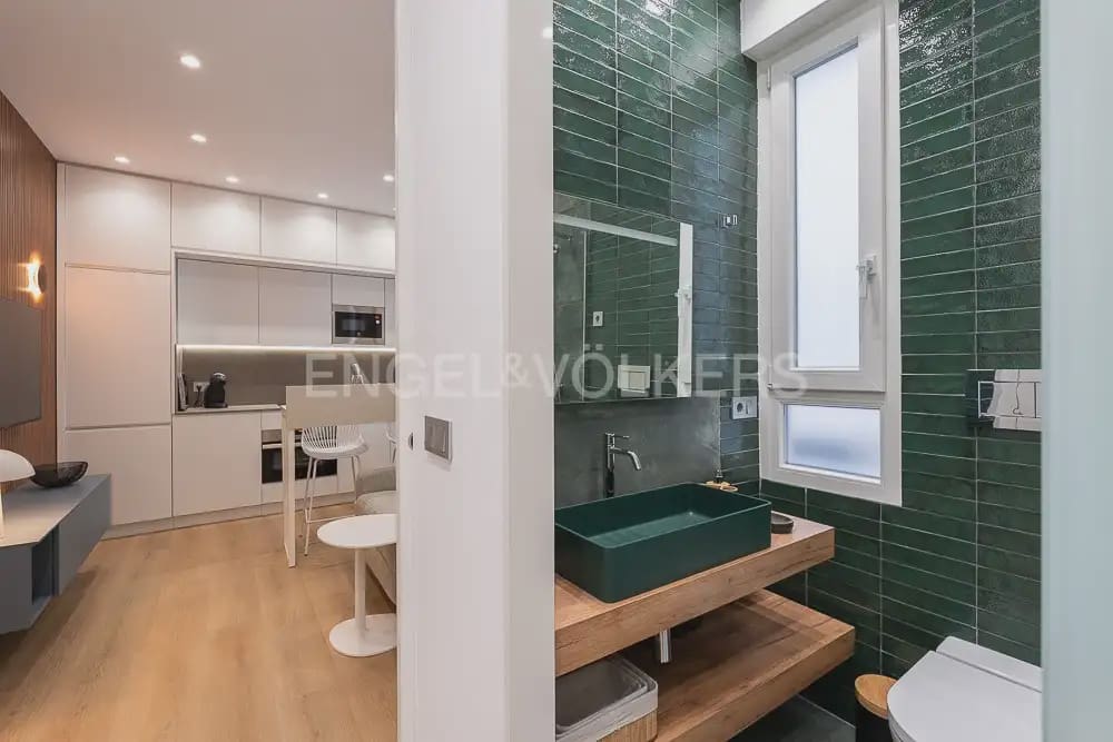 1 bedroom Studio for rent in Valencia city - € 1,800 (Ref: 9908874)