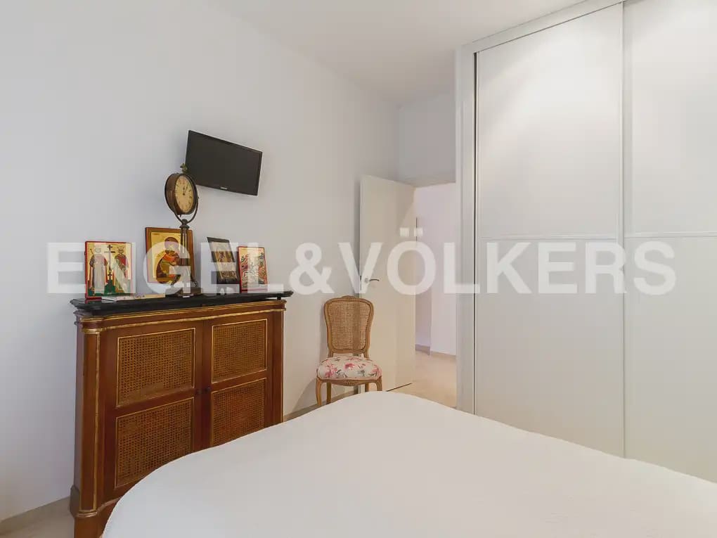 2 bedroom Flat for rent in Valencia city - € 1,900 (Ref: 9909009)