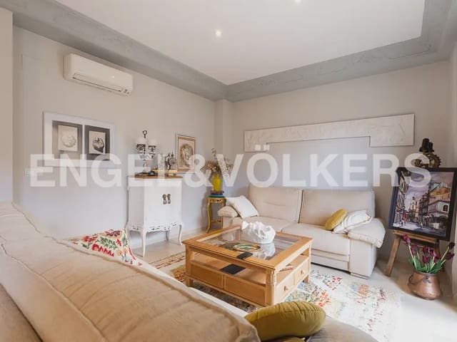 2 bedroom Flat for rent in Mont-Olivet, Valencia city - € 1,900 (Ref: 9909009)