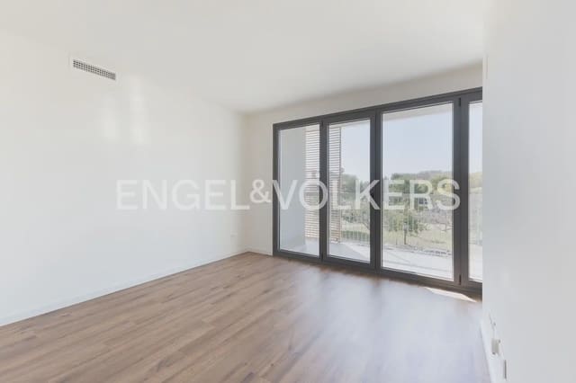 2 slaapkamer Flat te koop in Safranar, Valencia stad met zwembad garage - € 445.000 (Ref: 9909691)