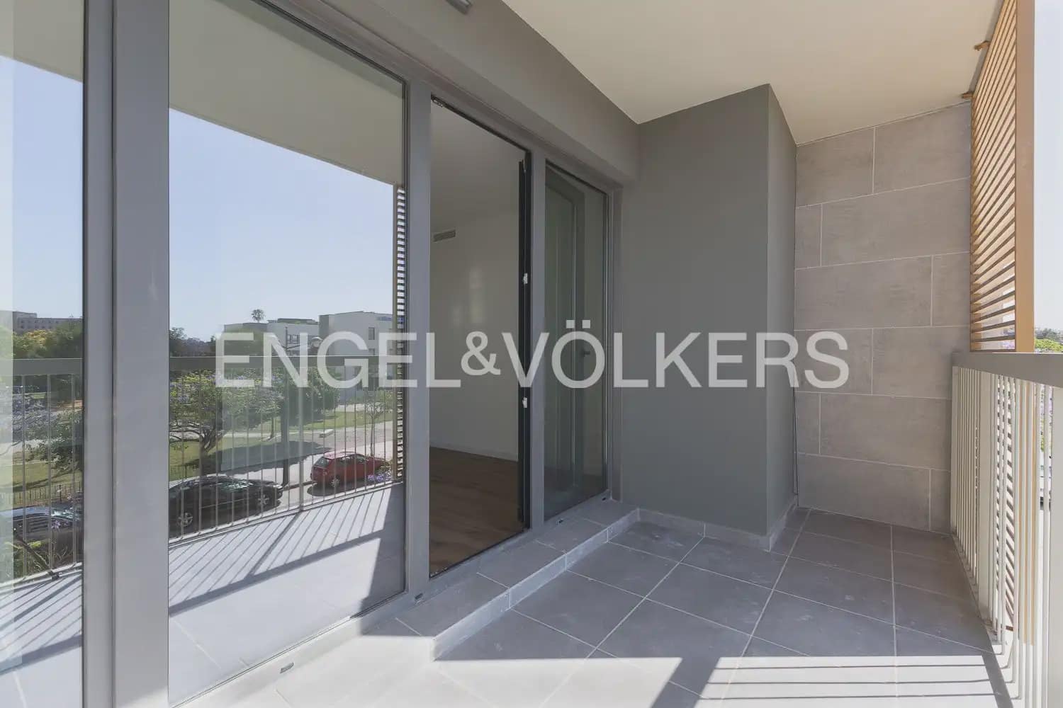 2 slaapkamer Flat te koop in Valencia stad met zwembad garage - € 445.000 (Ref: 9909691)