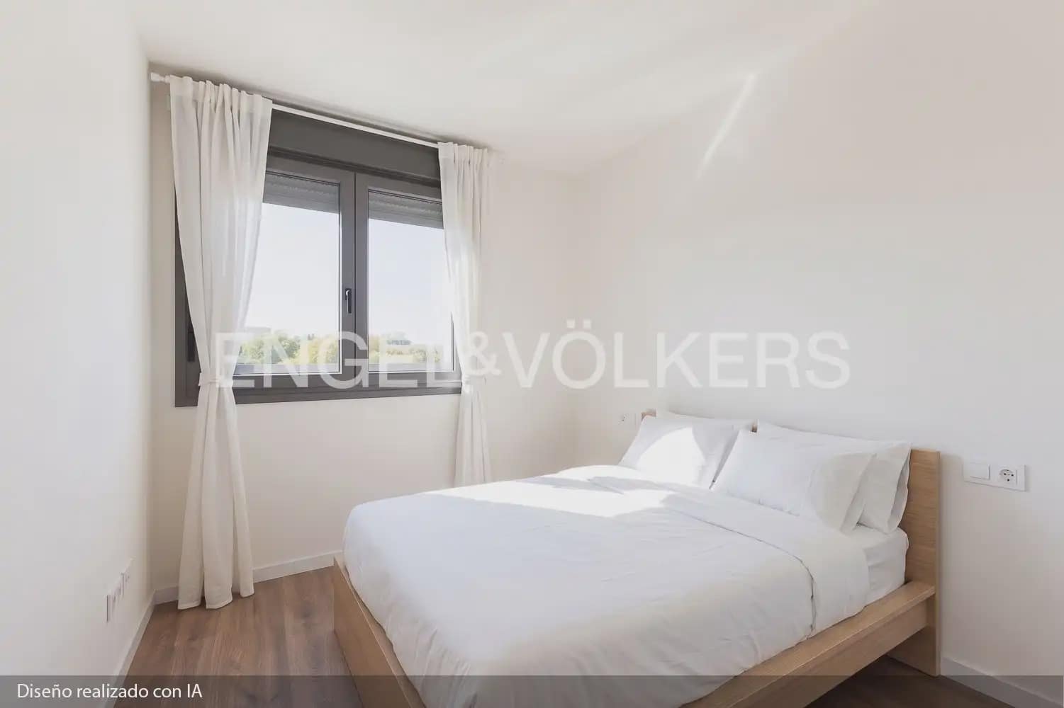 2 slaapkamer Flat te koop in Valencia stad met zwembad garage - € 445.000 (Ref: 9909691)