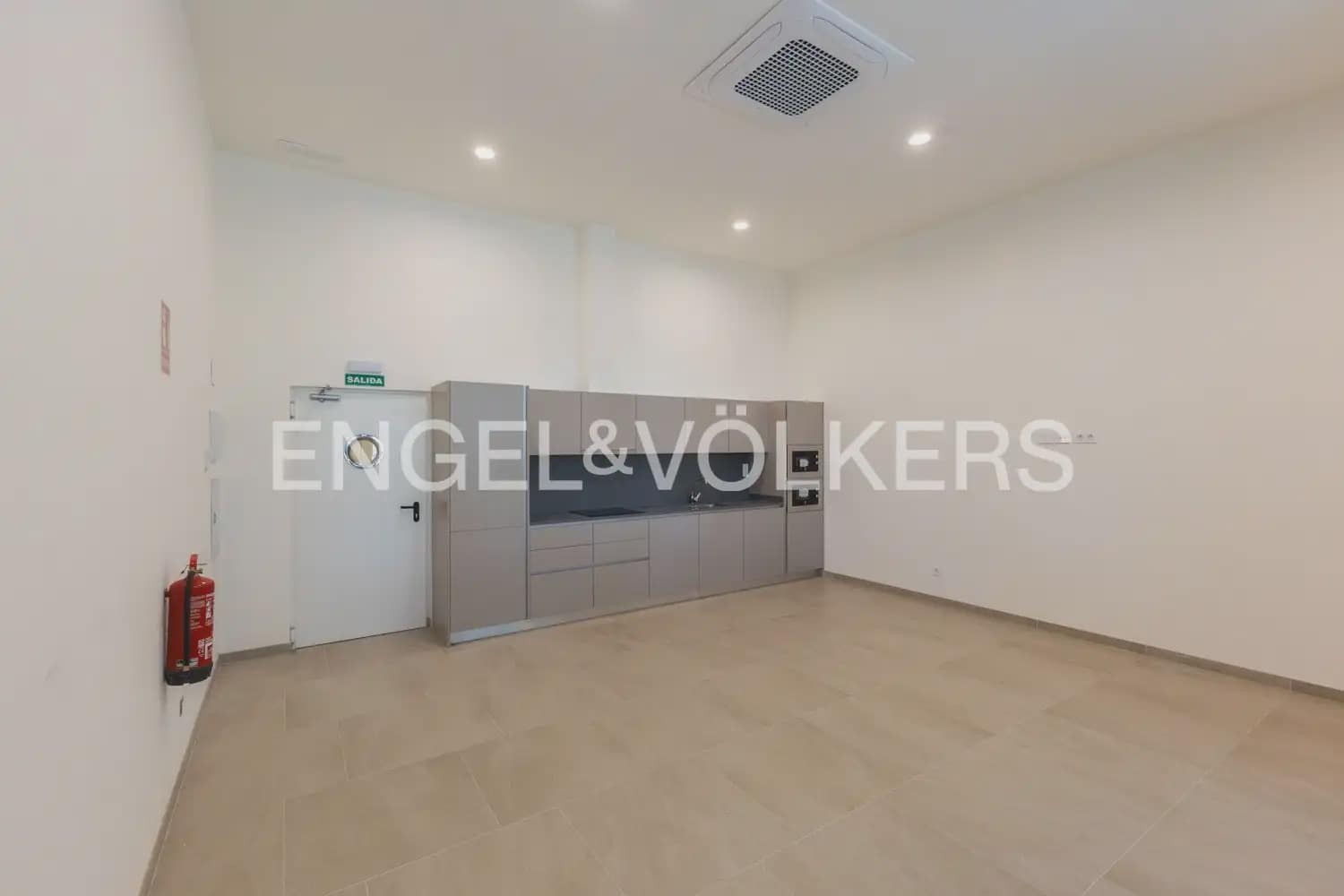 2 slaapkamer Flat te koop in Valencia stad met zwembad garage - € 445.000 (Ref: 9909691)