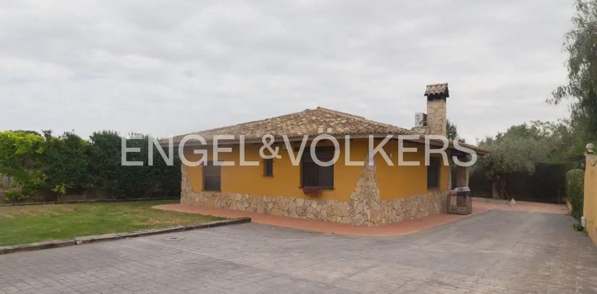 3 sovrum Villa till salu i Naquera med garage - 255 000 € (Ref: 9909692)