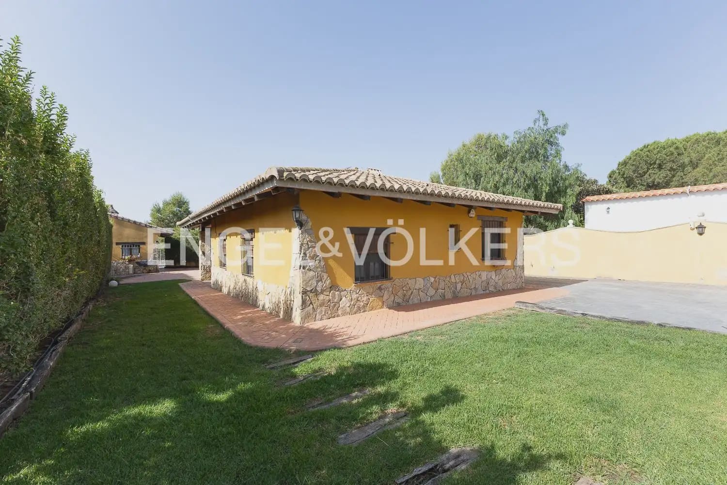 2 bedroom Villa for sale in Naquera with garage - € 255,000 (Ref: 9909692)