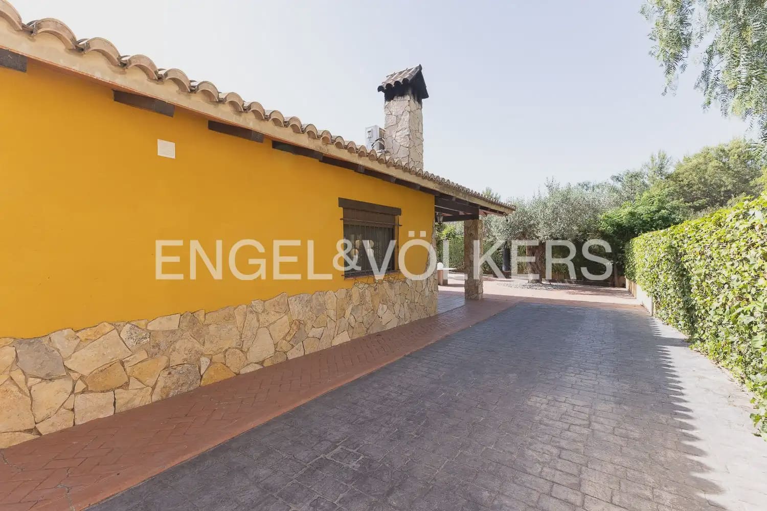 2 bedroom Villa for sale in Naquera with garage - € 255,000 (Ref: 9909692)
