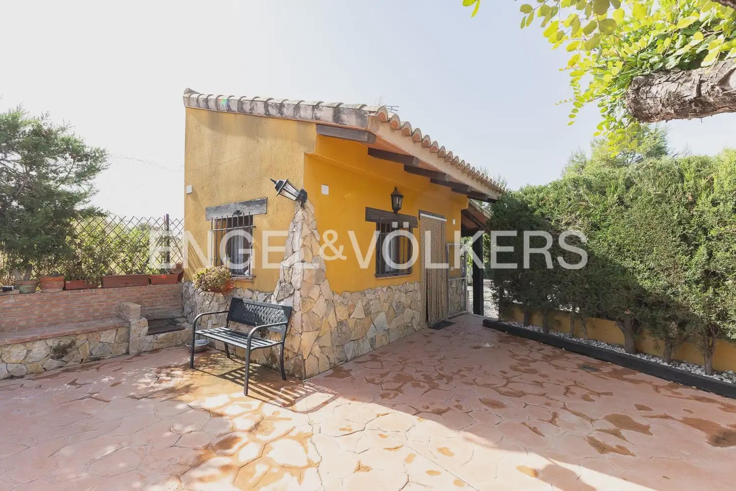 2 bedroom Villa for sale in Naquera with garage - € 255,000 (Ref: 9909692)