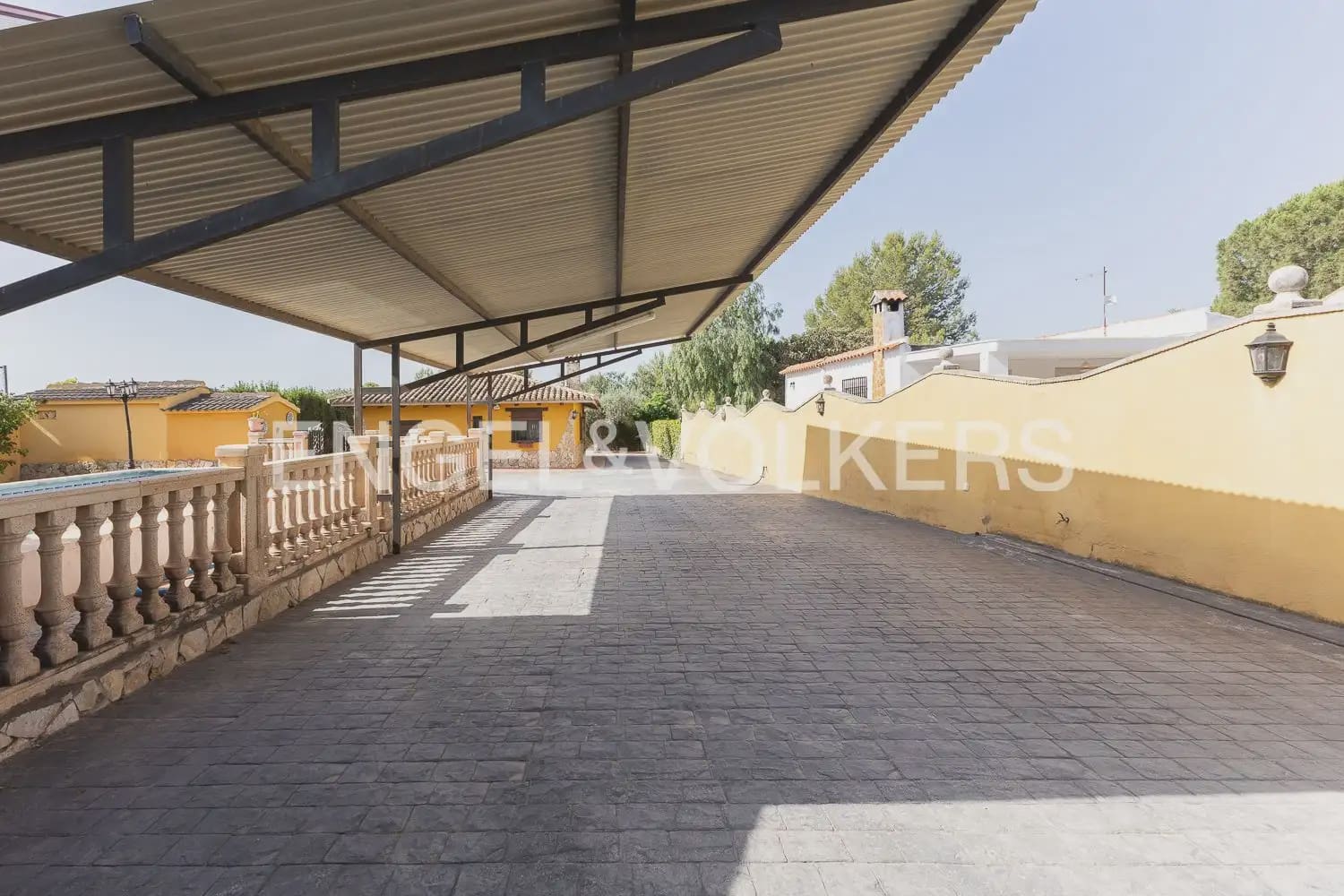 2 bedroom Villa for sale in Naquera with garage - € 255,000 (Ref: 9909692)